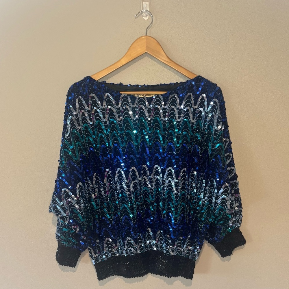 VINTAGE ANN GREEN ENGLAND Shades of Blue‎ Sequin Blouse Size Large